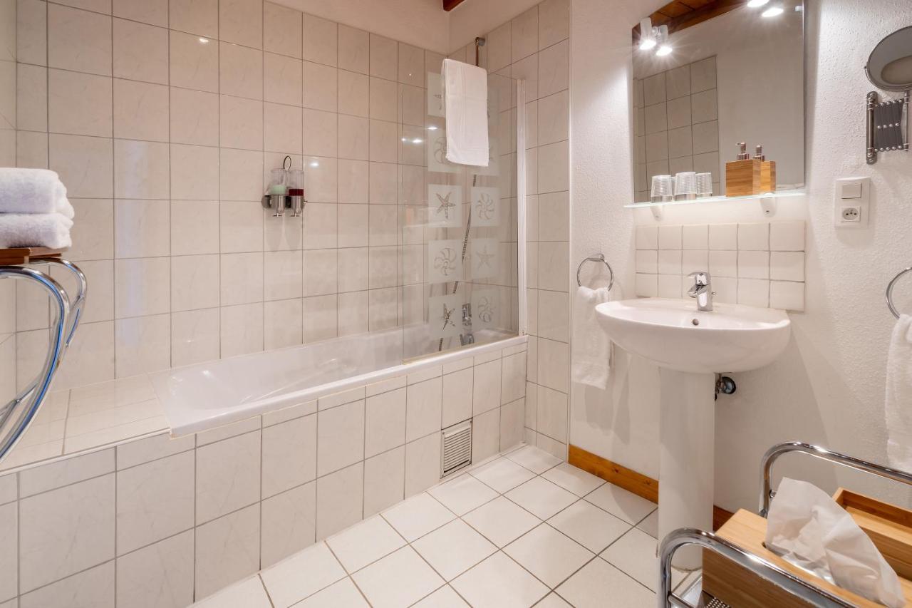 סנט היפולייט La Cour St-Fulrad - Les Suites מראה חיצוני תמונה